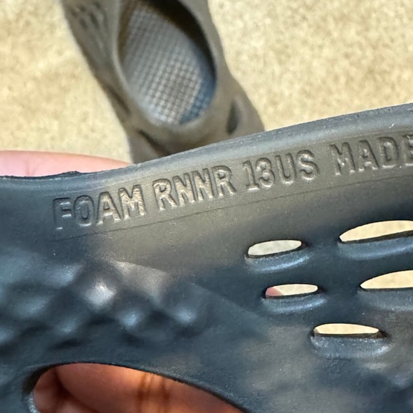 Size 13 worn a few times 💯 authentic - Picture 5 of 7